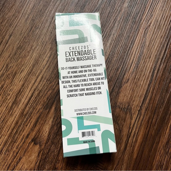 Cheezos Extendable Manual Back Massager - Picture 3 of 3